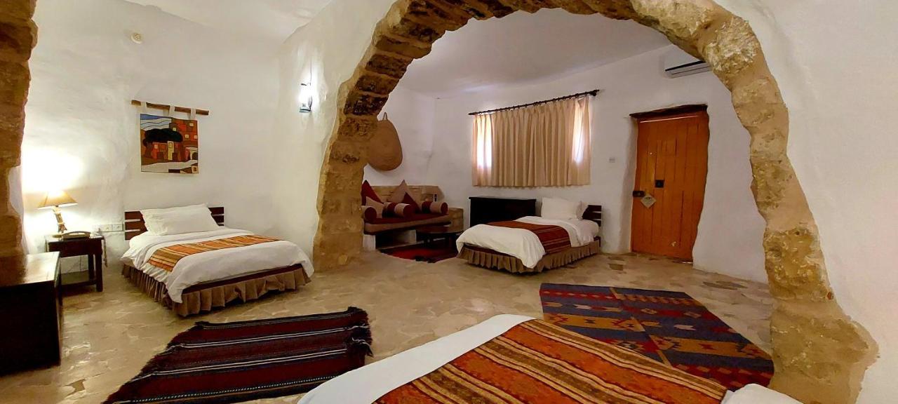 Hayat Zaman Hotel And Resort Petra Wadi Musa Luaran gambar